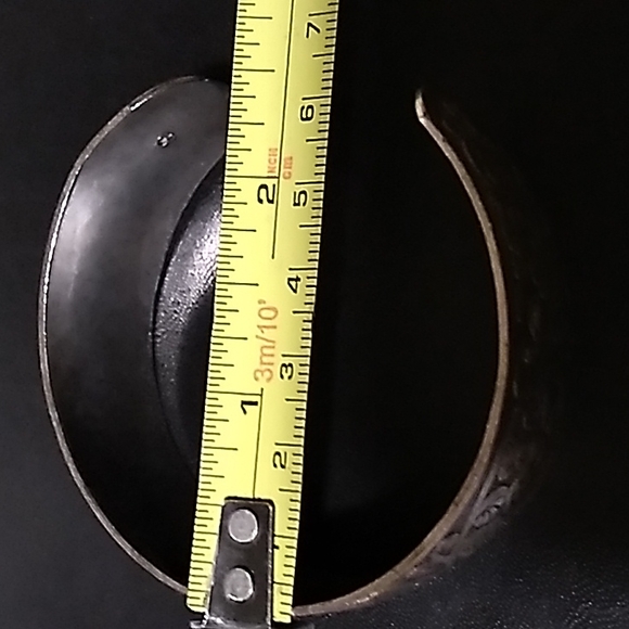 VINTAGE Flowers & Vines on Silver-like Bracelet - Picture 8 of 9